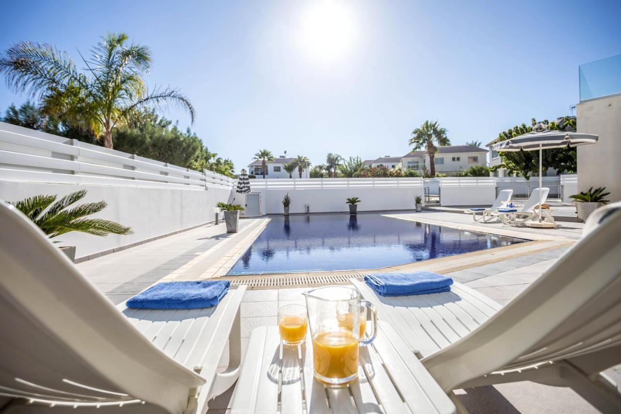 Villa Hibiscus Protaras Buitenkant foto